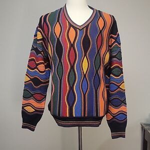 ruggeri Merino Wool blend Coogi inspired v-neck. Made in Italy